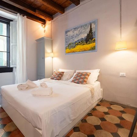 F1 - Santa Croce One Bedroom Apartment For Couples Firenze Kültér fotó