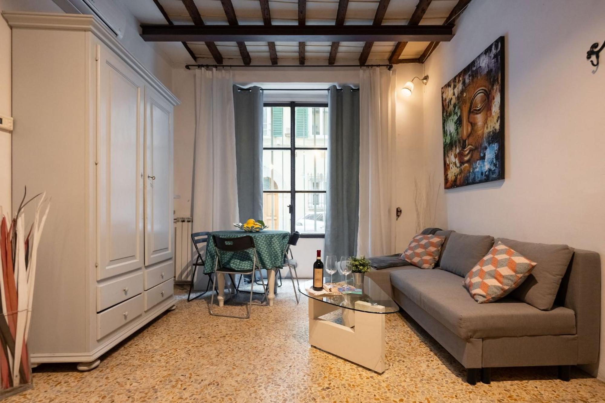 F1 - Santa Croce One Bedroom Apartment For Couples Firenze Kültér fotó