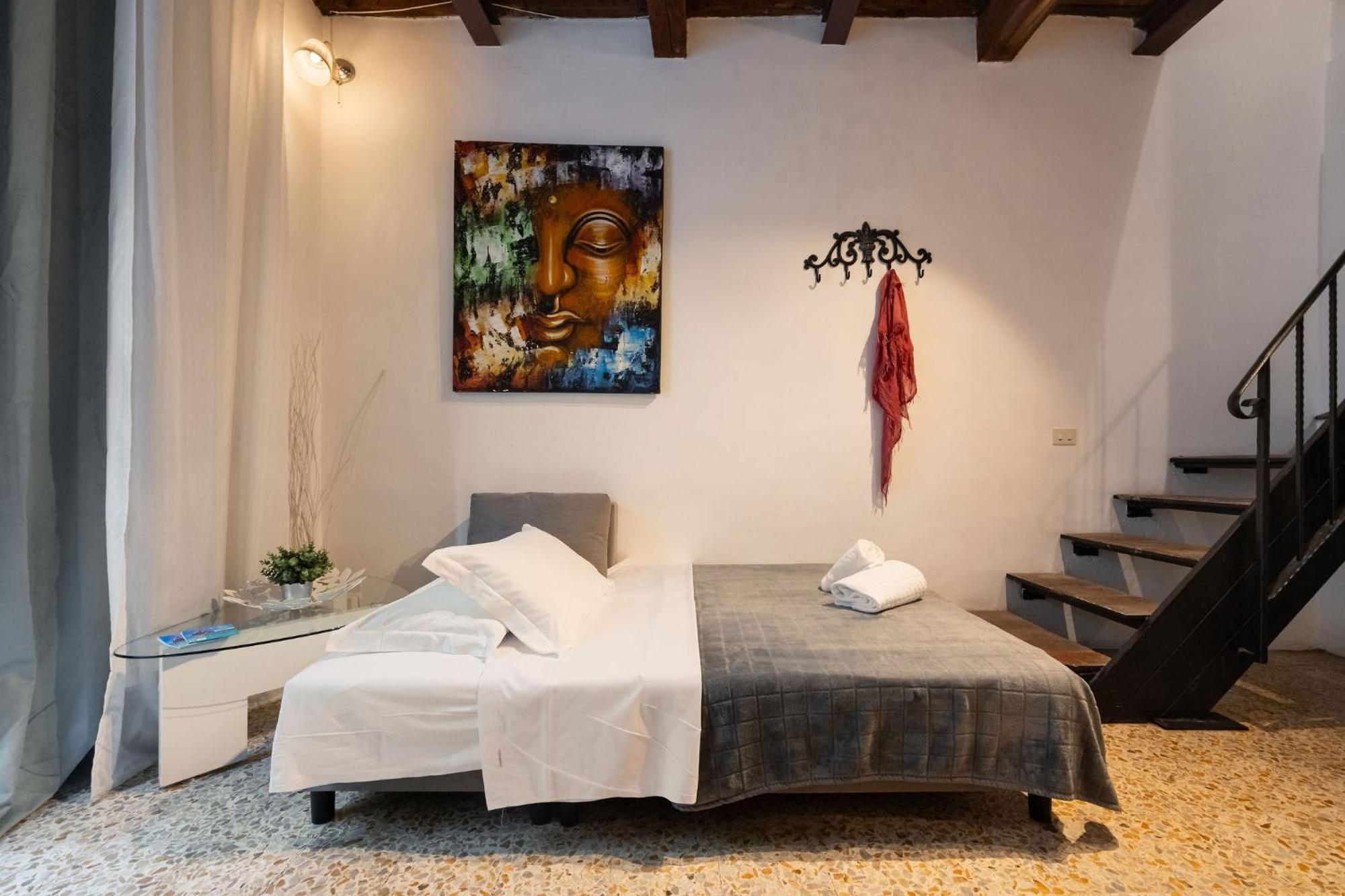 F1 - Santa Croce One Bedroom Apartment For Couples Firenze Kültér fotó